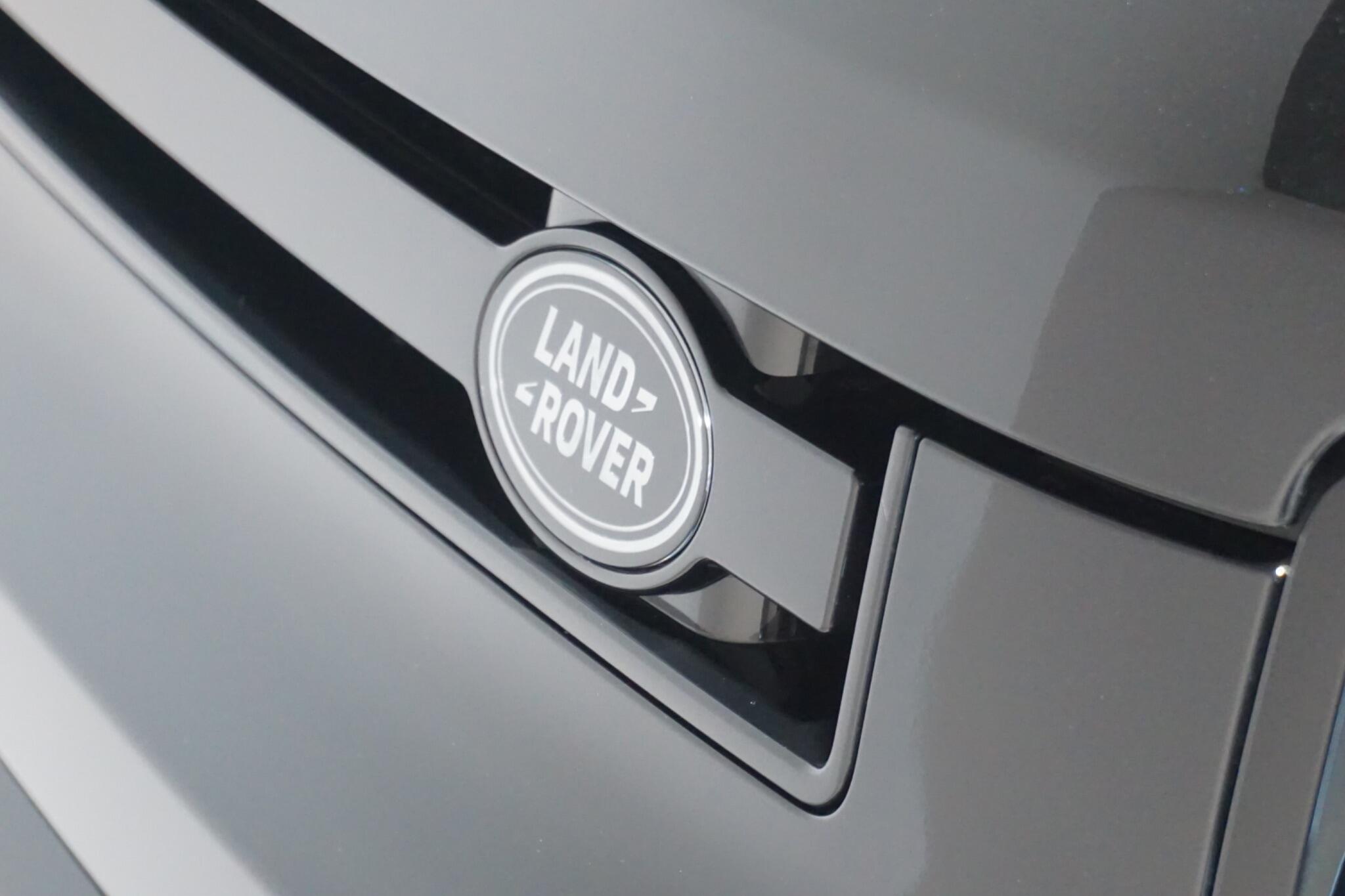 Land Rover Defender 110 3.0 D350 MHEV X-Dynamic HSE Hard Top SUV 5dr Diesel Auto 4WD MWB Euro 6 (s/s) (350 ps)